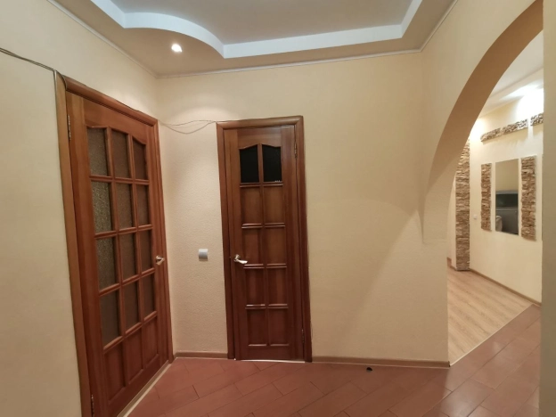 Купить трехкомнатную квартиру в Калуге. Вариант № 1918, 17, площадь -  квм, цена 11970000 рублей