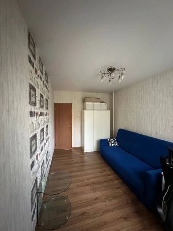 Купить квартиру в Москве. Вариант № 9218903, 4, площадь -  квм, цена 15000000 рублей