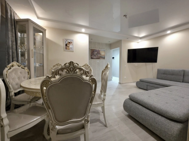 Купить двухкомнатную квартиру в Иванове. Вариант № 6059717, 6, площадь -  квм, цена 4590000 рублей