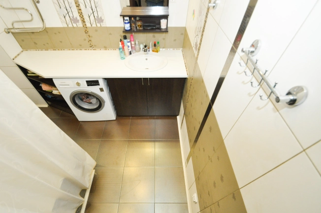 Купить квартиру на улице Красная Сибирь в Бердске. Вариант № 3324919, 19, площадь -  квм, цена 7550000 рублей