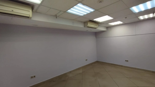 Снять коммерческую недвижимость в Омске. Вариант № 8968455, 9, площадь -  квм, цена 20000 рублей