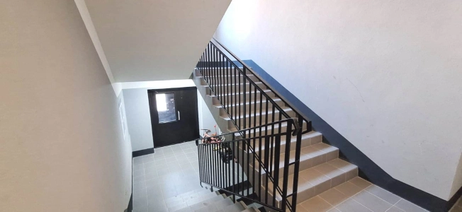 Купить однокомнатную квартиру в Зеленоградске. Вариант № 3118951, 7, площадь -  квм, цена 8400000 рублей