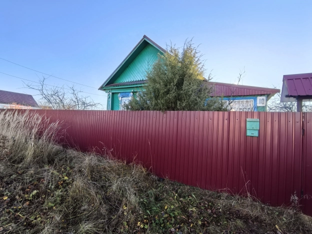 Купить дом на улице 1 Мая в Нижегородской области. Вариант № 8759789, 25, площадь -  квм, цена 1600000 рублей