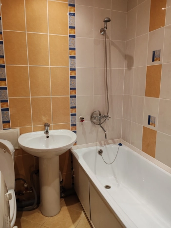 Купить однокомнатную квартиру в Гороховеце. Вариант № 9912, 8, площадь -  квм, цена 2200000 рублей