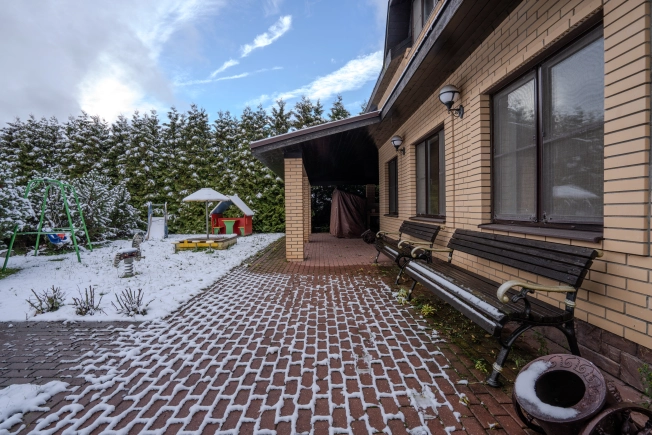 Купить дом в Москве. Вариант № 9148977, 31, площадь - квм, цена 75000000 рублей