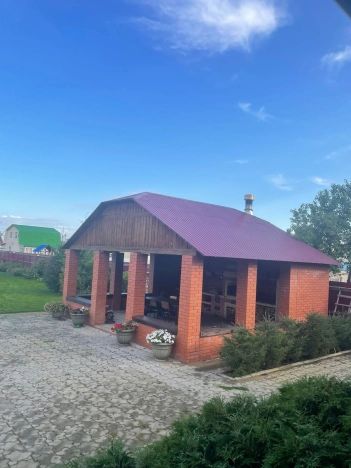 Купить дом в Омске. Вариант № 4520, 37, площадь -  квм, цена 20000000 рублей