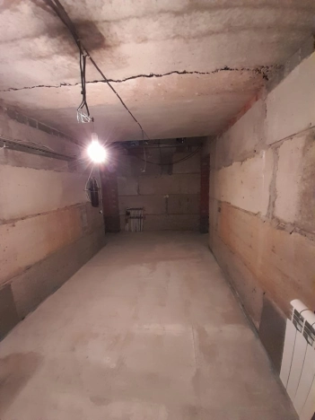 Купить коммерческую недвижимость в Элисте. Вариант № 16404, 7, площадь -  квм, цена 3500000 рублей