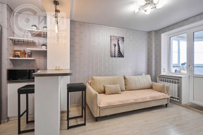 Купить однокомнатную квартиру в Воронеже. Вариант № 7861614, 3, площадь - квм, цена 4699000 рублей