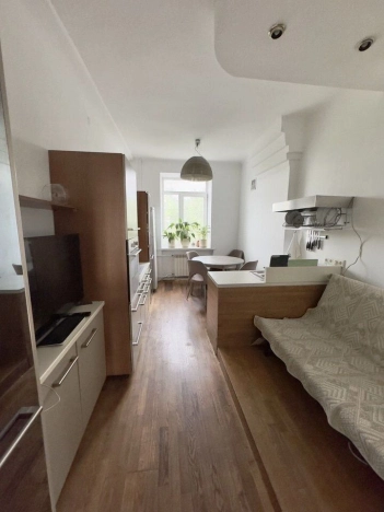 Купить квартиру на улице Комарова в Улан-Удэ. Вариант № 7998916, 1, площадь -  квм, цена 10990000 рублей