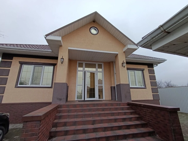 Купить дом в Белгородской области. Вариант № 10492498, 0, площадь -  квм, цена 11450000 рублей