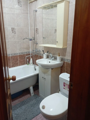 Купить квартиру в Липецкой области. Вариант № 2614110, 8, площадь -  квм, цена 2890000 рублей