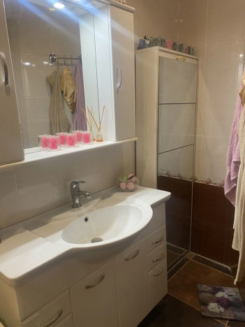 Купить двухкомнатную квартиру на улице Ленинский проспект в Москве. Вариант № 10003852, 12, площадь -  квм, цена 15100000 рублей