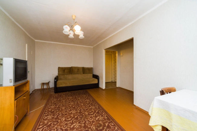 Купить квартиру на вторичке в районе Московский в Рязани. Вариант № 8104407, 5, площадь -  квм, цена 2300000 рублей