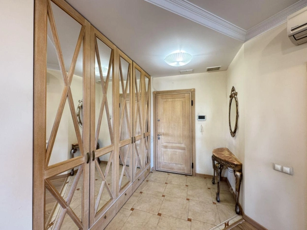 Купить квартиру в Москве. Вариант № 9944975, 11, площадь -  квм, цена 59500000 рублей