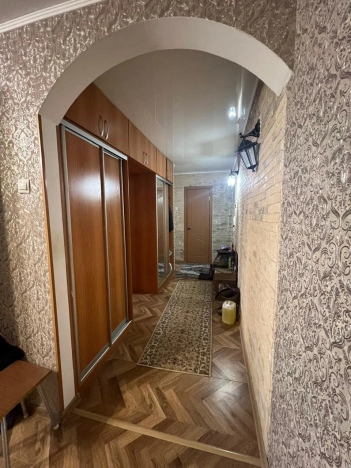 Купить трехкомнатную квартиру в Новосибирске. Вариант № 9299639, 0, площадь -  квм, цена 5000000 рублей