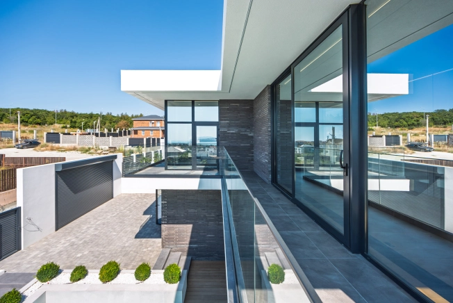 Купить дом на улице Гранатовая в Краснодарском крае. Вариант № 3923807, 25, площадь -  квм, цена 70000000 рублей