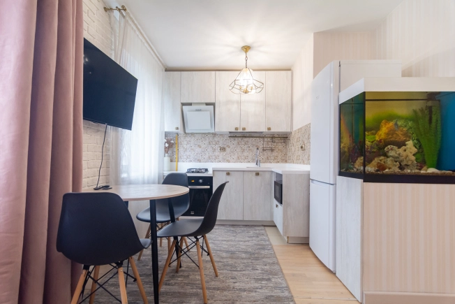 Купить квартиру на улице Дивизионный проезд в Петрозаводске. Вариант № 43927, 4, площадь -  квм, цена 6400000 рублей