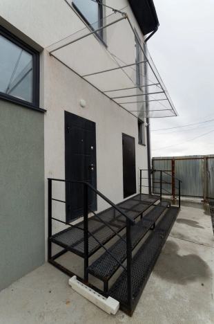 Купить коммерческую недвижимость свободного назначения в Тобольске. Вариант № 1114, 1, площадь -  квм, цена 18000000 рублей