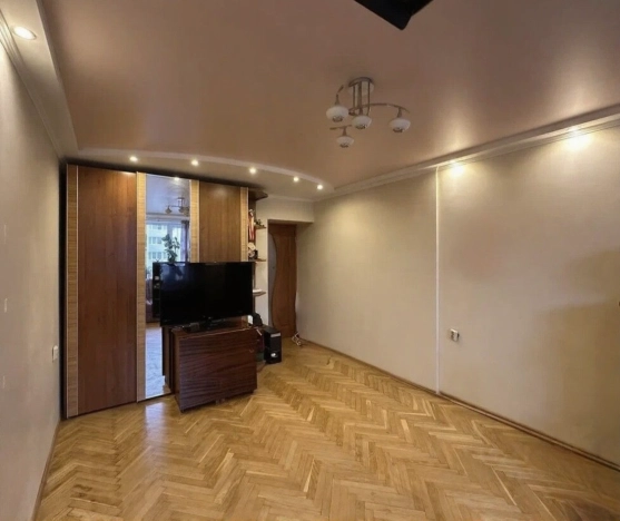 Купить трехкомнатную квартиру у метро Площадь Мужества в Санкт-Петербурге. Вариант № 47969, 5, площадь -  квм, цена 19500000 рублей