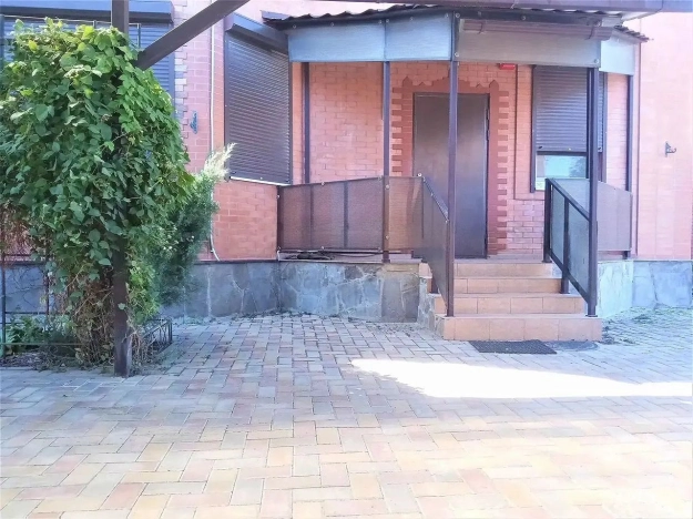 Купить дом в районе Пролетарский в Ростове-на-Дону. Вариант № 35254, 1, площадь -  квм, цена 18500000 рублей