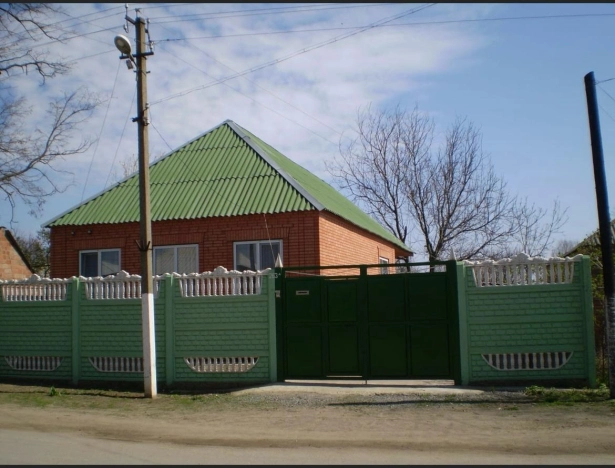 Купить дом в Таганроге. Вариант № 7088, 12, площадь -  квм, цена 5300000 рублей