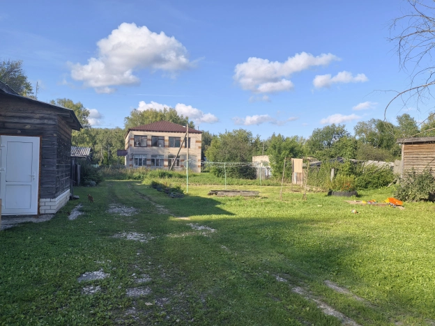 Купить однокомнатную квартиру на улице Совхозная в Владимирской области. Вариант № 2570622, 2, площадь - квм, цена 400000 рублей