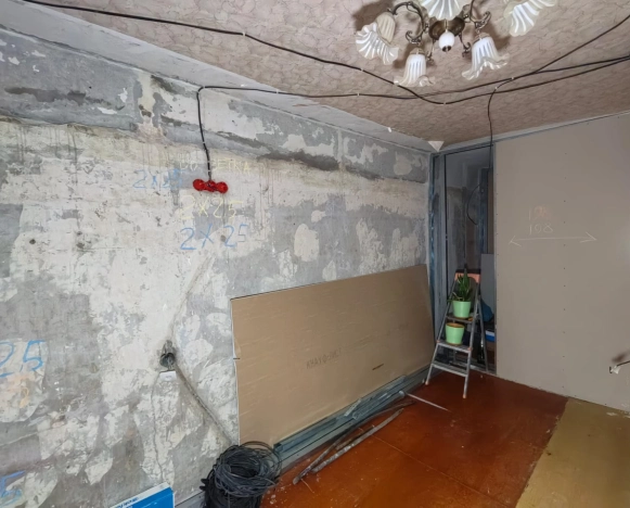 Купить двухкомнатную квартиру на улице Школьная в Калужской области. Вариант № 20707, 3, площадь -  квм, цена 3300000 рублей