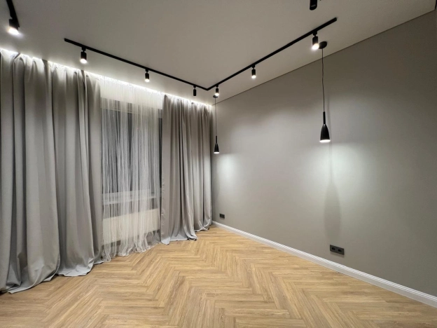 Купить двухкомнатную квартиру на вторичке на улице Лётчика Ульянина в Москве. Вариант № 10432313, 10, площадь -  квм, цена 45900000 рублей