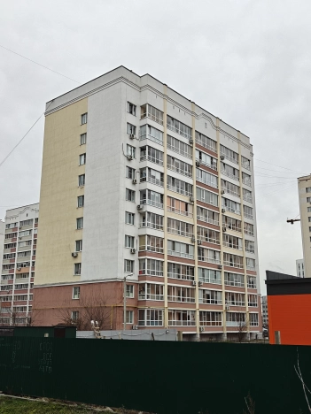 Купить однокомнатную квартиру на вторичке в Пензенской области. Вариант № 9587388, 3, площадь -  квм, цена 4490000 рублей