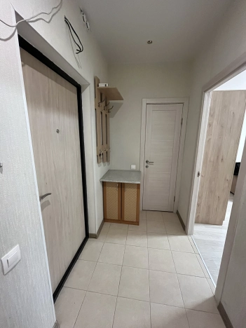 Купить однокомнатную квартиру у метро Юго-Западная в Москве. Вариант № 10340108, 13, площадь -  квм, цена 9380000 рублей