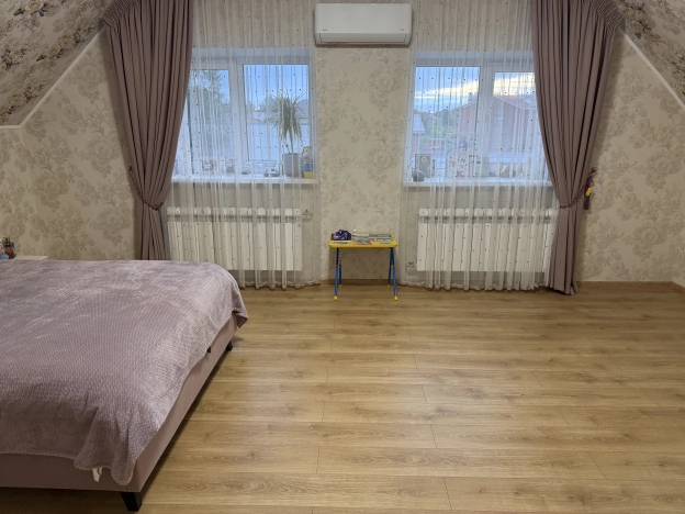 Купить дом в Тюменской области. Вариант № 9556439, 10, площадь -  квм, цена 27000000 рублей