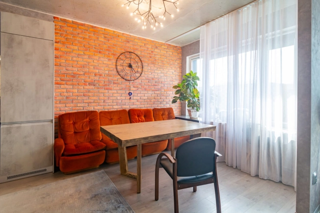 Купить двухкомнатную квартиру на улице Красная в Петрозаводске. Вариант № 46536, 4, площадь -  квм, цена 13500000 рублей