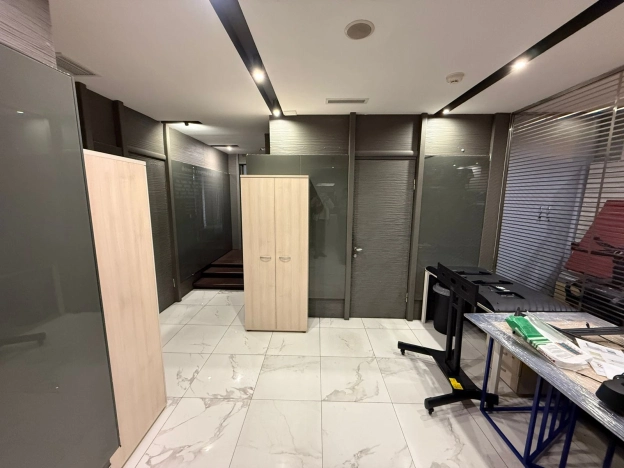 Снять коммерческую недвижимость в Москве. Вариант № 10239692, 17, площадь - квм, цена 2560000 рублей