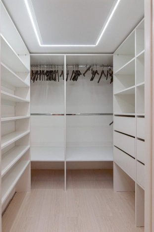 Купить квартиру в Вологодской области. Вариант № 7903724, 11, площадь -  квм, цена 28500000 рублей