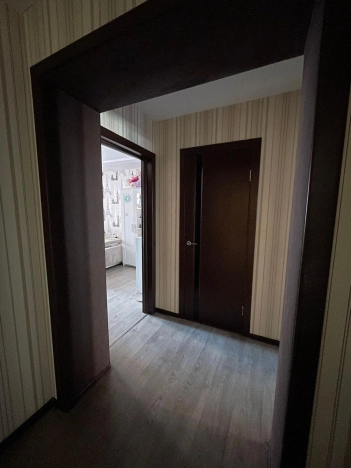 Купить трехкомнатную квартиру на улице Ленина в Бердске. Вариант № 2476189, 7, площадь -  квм, цена 8450000 рублей