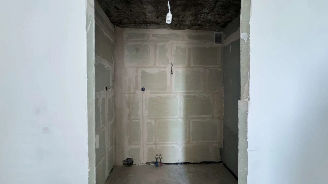 Купить однокомнатную квартиру в районе Ворошиловский в Волгограде. Вариант № 8263111, 4, площадь -  квм, цена 8750000 рублей