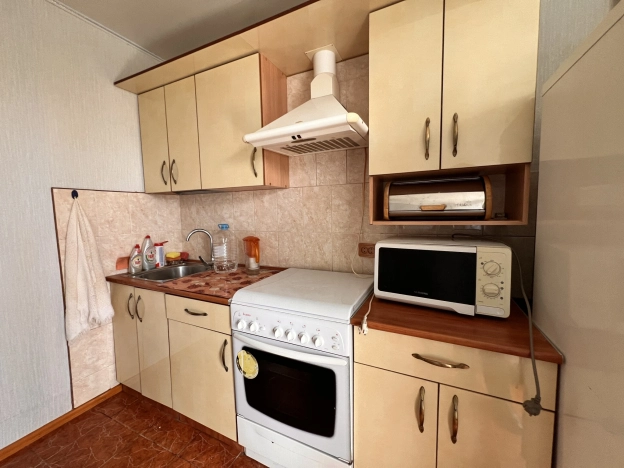 Купить двухкомнатную квартиру на улице Димитрова в Воронеже. Вариант № 35482, 4, площадь -  квм, цена 4950000 рублей