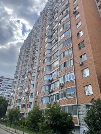 Купить трехкомнатную квартиру на вторичке в ВАО в Москве. Вариант № 49104, 22, площадь -  квм, цена 24350000 рублей