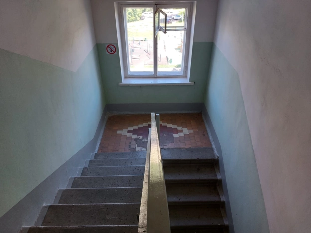 Купить трехкомнатную квартиру в Пушкине. Вариант № 7000, 12, площадь -  квм, цена 6000000 рублей