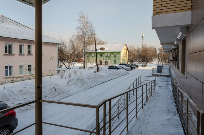 Купить квартиру в районе Калининский в Новосибирске. Вариант № 23002, 15, площадь -  квм, цена 4200000 рублей