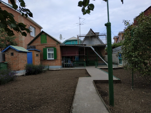 Купить дом в Таганроге. Вариант № 5479, 1, площадь -  квм, цена 5950000 рублей