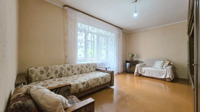 Купить двухкомнатную квартиру в Липецкой области. Вариант № 3346240, 4, площадь - квм, цена 3890000 рублей