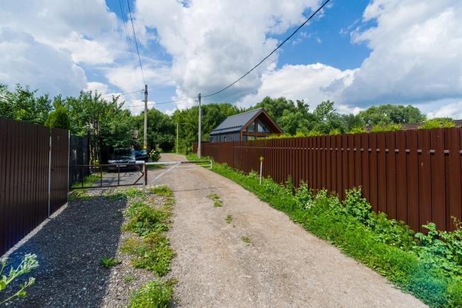 Купить земельный участок на улице М-5 Урал, 188-й километр в Рязани. Вариант № 8604354, 8, площадь -  квм, цена 590000 рублей