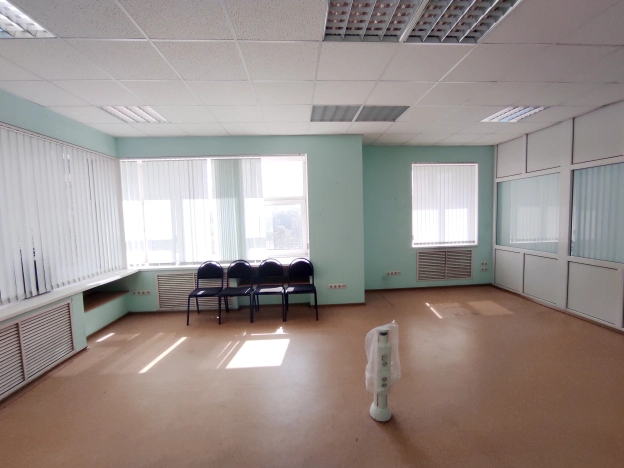 Купить коммерческую недвижимость в Омске. Вариант № 1889574, 19, площадь -  квм, цена 11900000 рублей