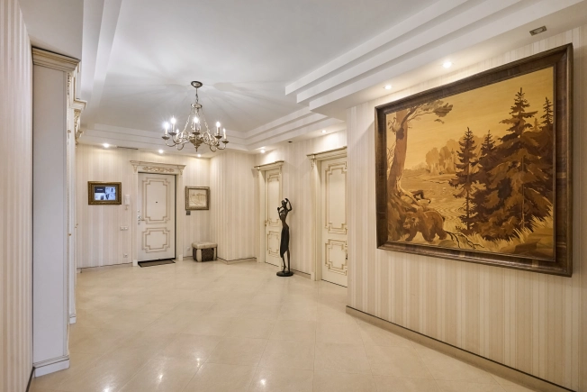 Купить квартиру в Москве. Вариант № 9641161, 16, площадь - квм, цена 160000000 рублей