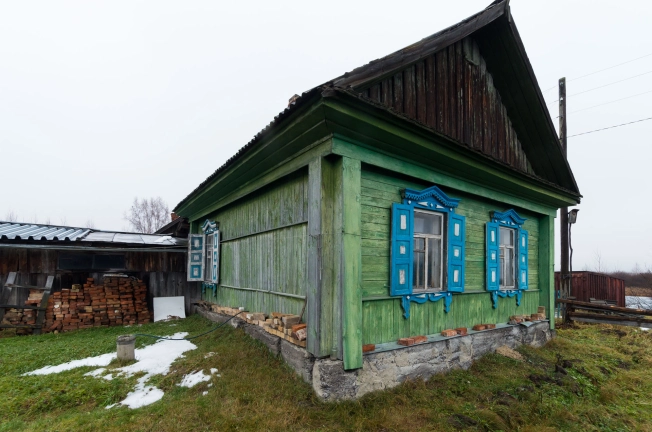 Купить дом в Микрорайоне Восточный, Тобольск в Тобольске. Вариант № 3628, 4, площадь -  квм, цена 1500000 рублей