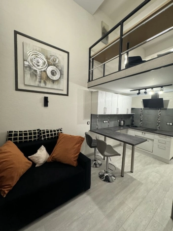 Купить квартиру в Москве. Вариант № 9679996, 0, площадь -  квм, цена 10900000 рублей