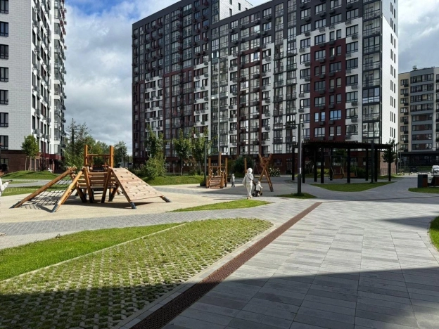 Купить квартиру в Москве. Вариант № 3950558, 14, площадь -  квм, цена 30000000.0000 рублей