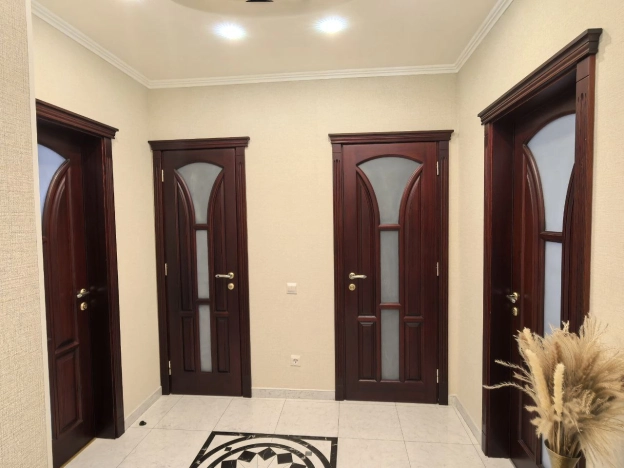 Купить двухкомнатную квартиру на улице Генерала Толстикова в Калининграде. Вариант № 231628, 18, площадь -  квм, цена 9000000 рублей