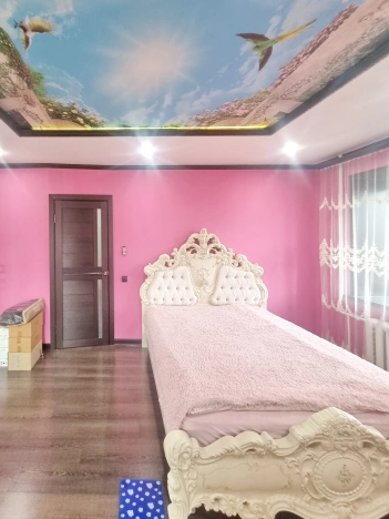 Купить трехкомнатную квартиру в Кызыле. Вариант № 16503, 3, площадь - квм, цена 9100000 рублей